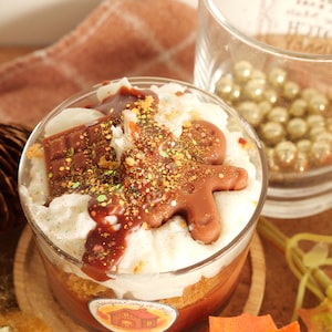 Gourmet autumn hazelnut candle