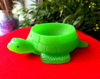 Green Turtle Resin Holder | Cute Animal Trinket Dish | Turtle Ring Bowl | Miniature Turtle Decor | Handmade Turtle Gift | Small Animal Plant