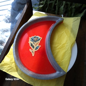 Gothic dish. Altar tray. Crescent. Moon Resin Tray with floral image – Witchcraft Altar Dish, red Moon Goddess Decor