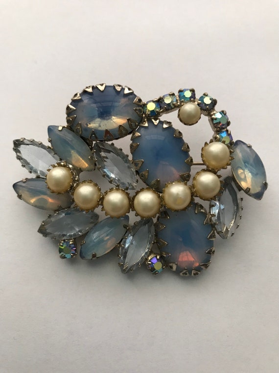 Vintage Rhinestone Brooch - image 1