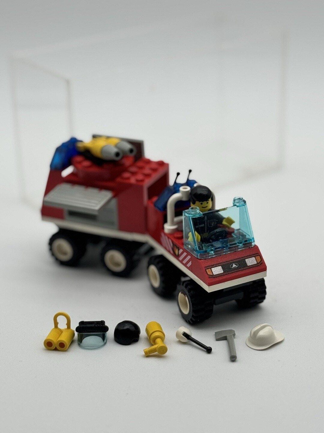 LEGO 6486 Fire Engine 1997 Town System Retired Set W Minifig Case ...