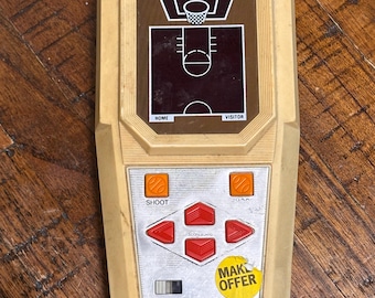 VTG 1978 MATTEL Electronics 'soccer No. 1052' Handheld Electronic
