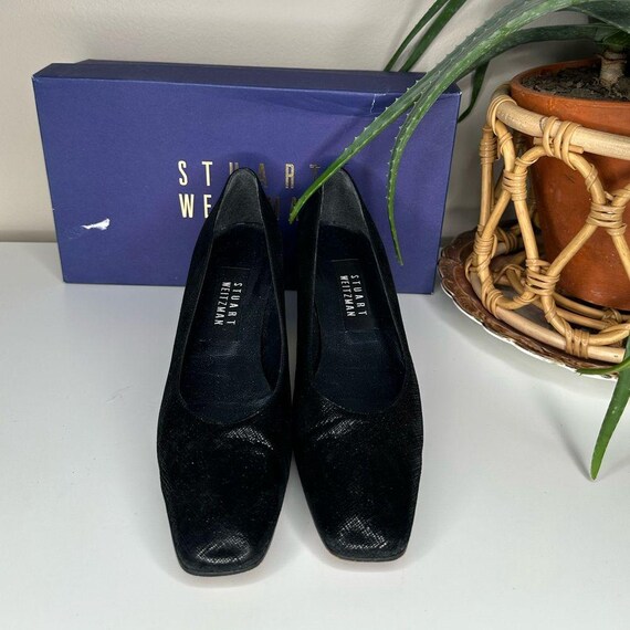 Stuart Weitzman Matrix Black Textured Leather Pum… - image 4