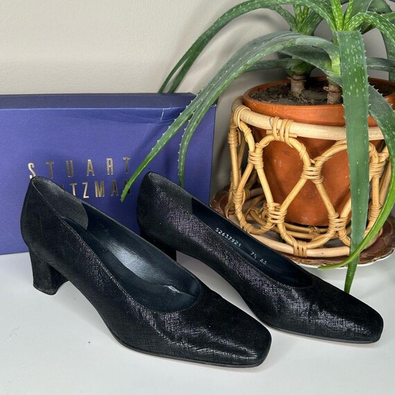 Stuart Weitzman Matrix Black Textured Leather Pum… - image 3