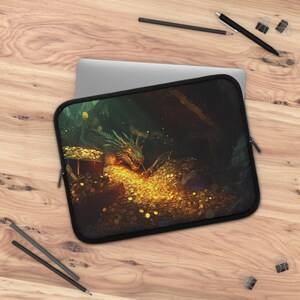 Drachenschatz Laptoptasche, Drachenatem, Drachenhorte, Fantasiehöhle-Tablettasche, Laptophülle, iPad-Hülle, Fantasie-Hülle