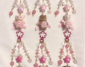 Llaveros Calico Critters Love Series - Edición rosa y dorado