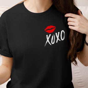 XOXO Kiss T-Shirt, Valentine&#39;s Day Shirt, Hugs and Kisses Tee, Gift for Valentine, Simple Love Shirt, I Love You Shirt, Hot Lips Kiss Shirt