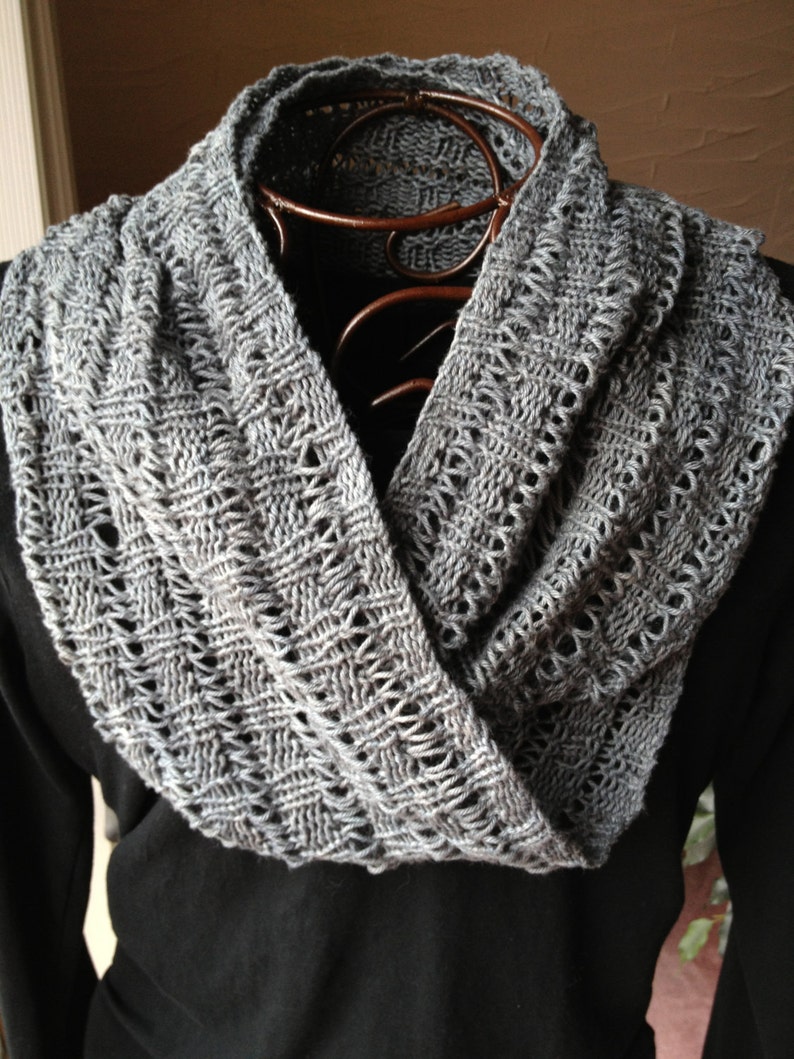 A Perfect Day Off Cowl Pattern image 4