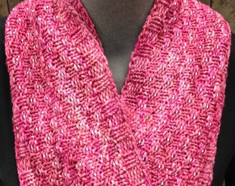 Happy Hoppin' Cowl 2014 Pattern