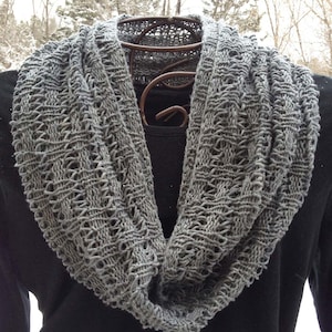 A Perfect Day Off Cowl Pattern image 1