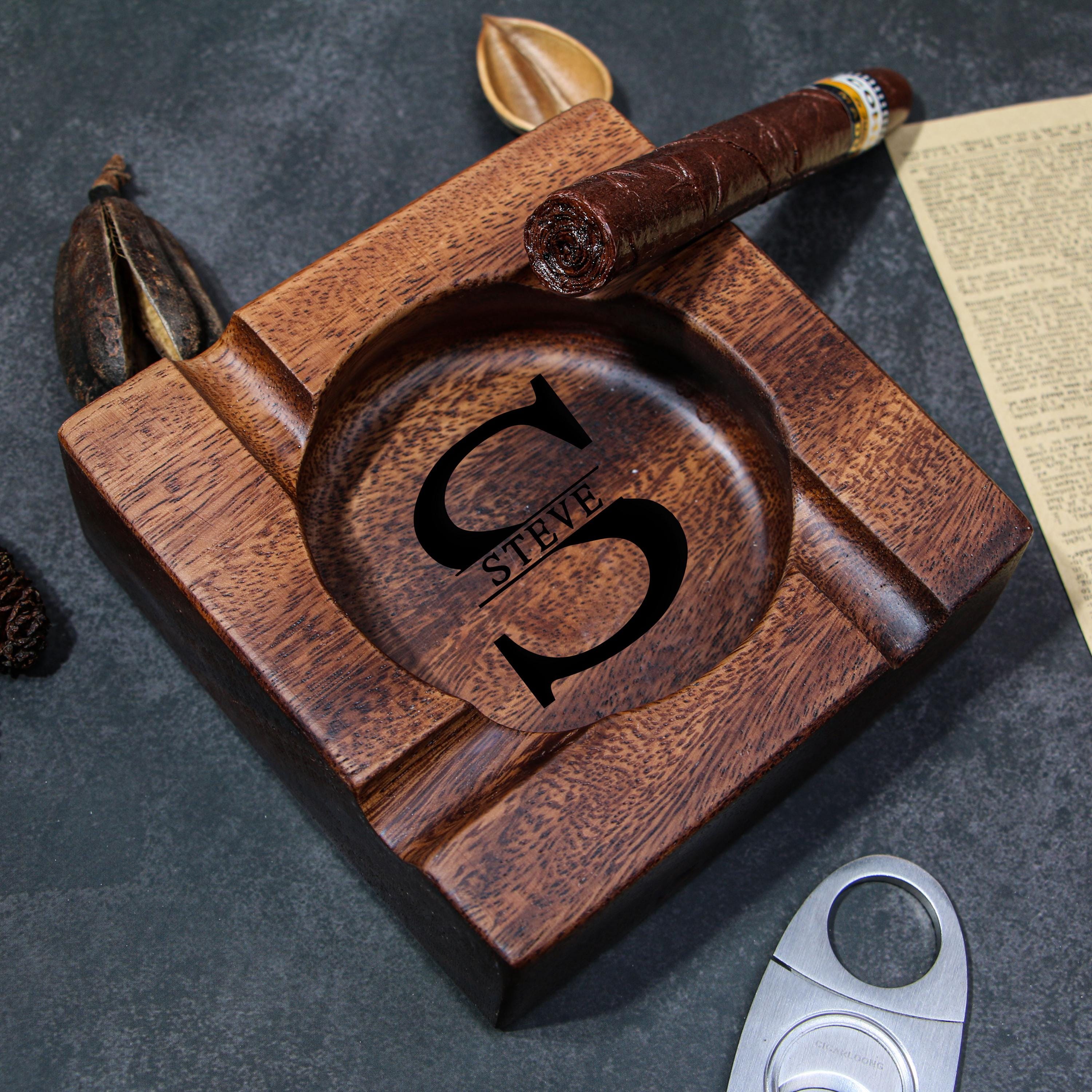 Posacenere in legno di noce personalizzato per sigari, regali di lusso per papà, regali in legno personalizzati per uomini, idea regalo per lo sposo, regalo di lusso per lo sposo