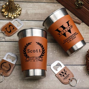 Groomsmen Gifts, Personalized Beer Cup, Beer Mug with Leather Can Holder, Groomsman Gift, Best Man Gift, Groomsmen Proposal, Gift for Men