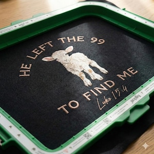 Bordado cristiano de la Oveja Perdida, Diseño de cordero abandonado por las 99, Lindo diseño de cordero, Ropa religiosa de Jesús, Camiseta de fe, Descarga instantánea