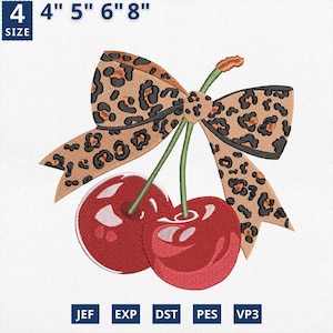 Puede incluir: Diseño bordado de dos cerezas rojas con tallos verdes, coronado por un lazo con estampado de leopardo marrón y negro. Disponible en tamaños de 10 cm, 13 cm, 15 cm y 20 cm. Formatos de archivo: JEF, EXP, DST, PES y VP3.