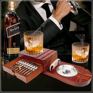 Benutzerdefinierte Whisky- und Zigarrenschalen-Aschenbecher, 2 in 1 Zigarrenaschenbecher aus Holz mit Whiskyhalter, tolles Geschenk für Männer, Geburtstagsgeschenk, Vatertagsgeschenk
