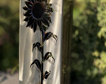 Garden Column - Garden Pillar - Sunflower Art / Steel Metal art / Metal Decor / Outdoor Decor / Garden Art / Lighted Column