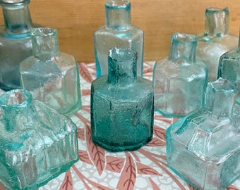 Tinteros/botellas de tinta de vidrio inglés antiguo con tapón abombado - Surtido sorpresa