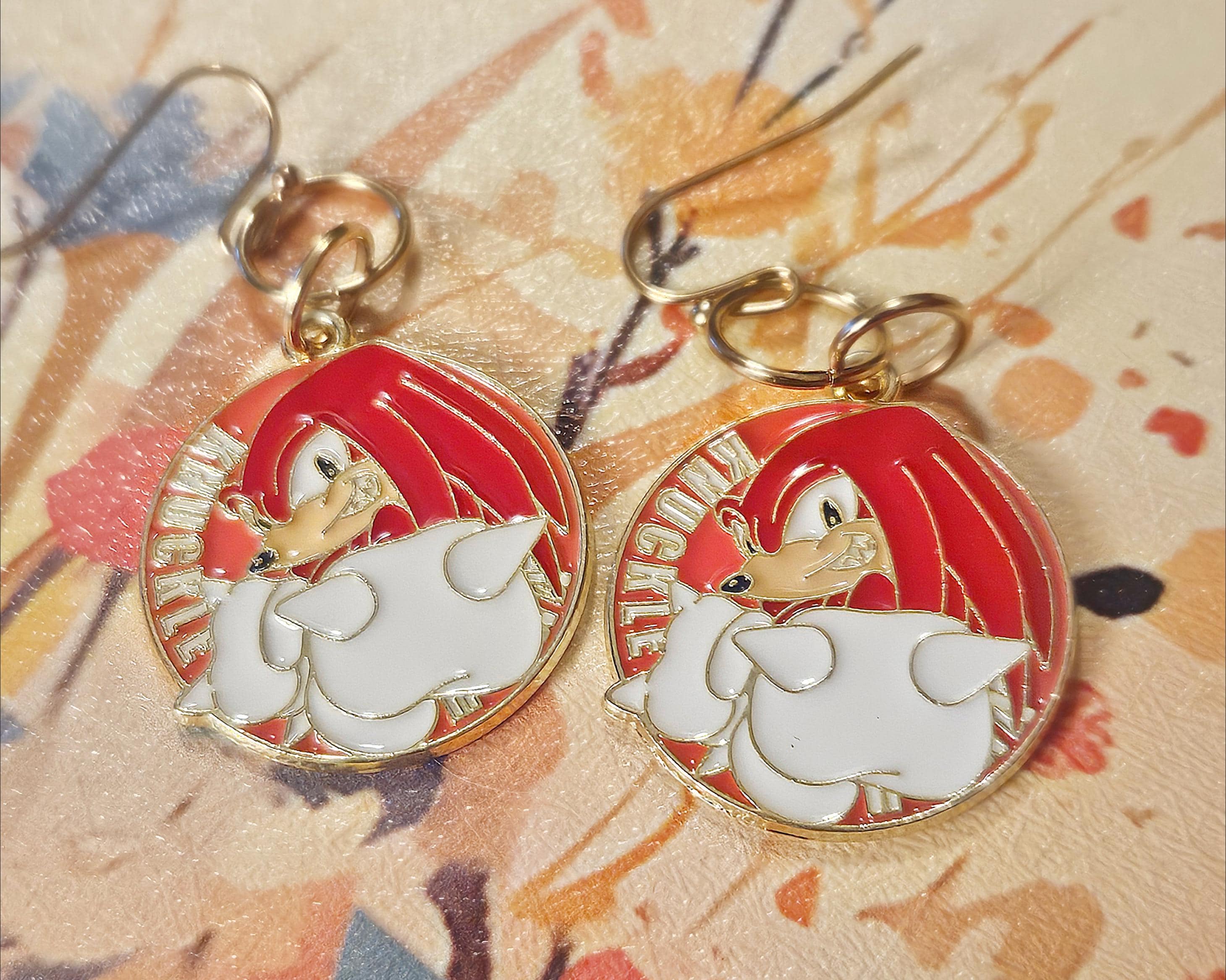 Sonic Knuckles Necklace - Etsy