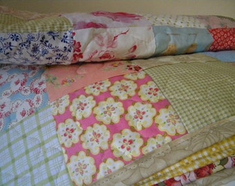 CUSTOM LISTING FOR SusanC Queen, 96 X 96, Cottage Chic Quilt, Patchwork, Shabby Chic, bed quilt, All Cotton Free Shipping