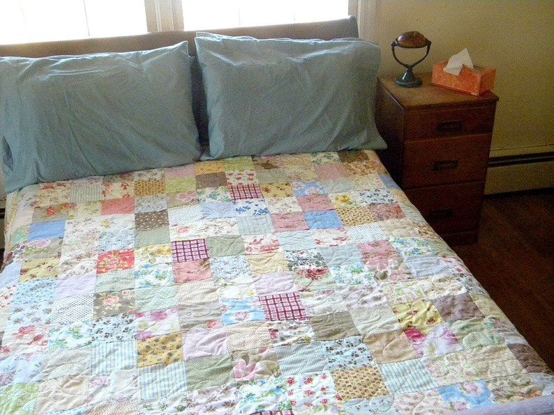 Shabby Chic Quilt, Patchwork Quilt, Cottage Chic, Soft Floral bed qult, Picnic/Double/Full 81 X 81 All Cotton Blanket image 4