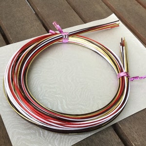 Rot, Braun, Weiß und Gold Mizuhiki Kordeln - 20 Kordeln - 90 cm Länge Kordel - Referenz 45