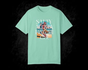 SaltyAlohaHawaii Hula Girl T-shirt, Aloha Beach Tee, Hawaiian Apparel, Unisex Shirt, Garment-Dyed Top