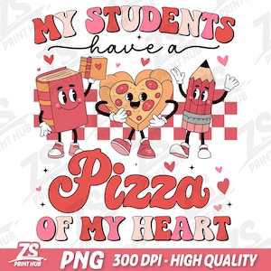 K&ouml;nnte beinhalten: Ein farbenfrohes Grafikdesign mit dem Text "Meine Sch&uuml;ler haben eine Pizza meines Herzens". Das Design zeigt ein Buch, ein Pizzast&uuml;ck und einen Bleistift, alle mit Comic-Gesichtern und Herzen.
