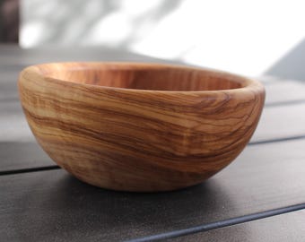 Handmade Round Olive Wood Serving Bowl – Rustic Wooden Kitchenware | Eco-Friendly Salad & Snack Bowl | Unique Sustainable Gift
