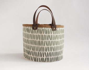 Green Weave Small Basket. Bucket Bag. Storage Bag. Project Bag. Tote. Yarn Basket. Knitting Bag. Fabric Bucket.