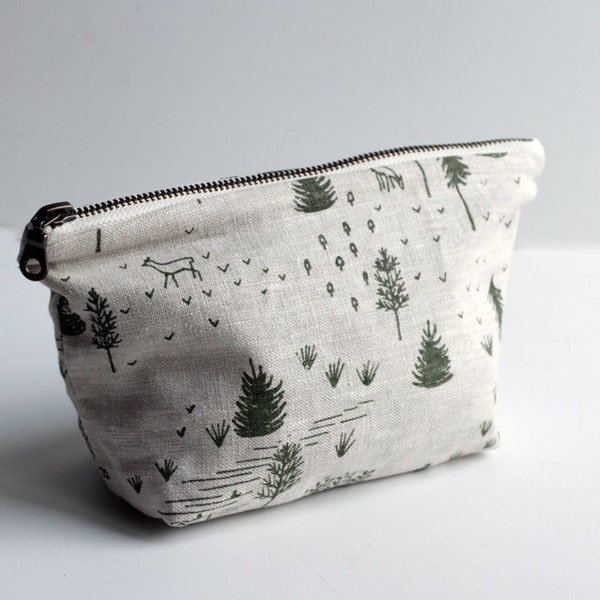 Homestead Small Traveler Pouch. Project Bag. Zipper Pouch. Cosmetic bag. Pencil Case.