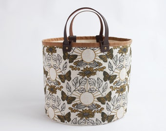 Monarch Medium Basket- Gold. Bucket Bag. Storage Bag. Project Bag. Tote. Yarn Basket. Knitting Bag.