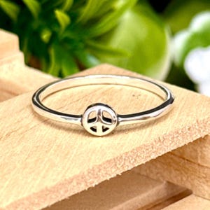 Sterling Silver 925 Peace Sign Ring with Oxidized Finish piece, unity, strength, promise ring, gift, friendship, love and peace, world peace