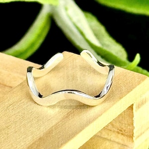 Sterling Silver 925 Ocean Flow Toe Ring, wave, tidal breeze, Adjustable hot summer, beach, minimalist, vacation, surf, surfing