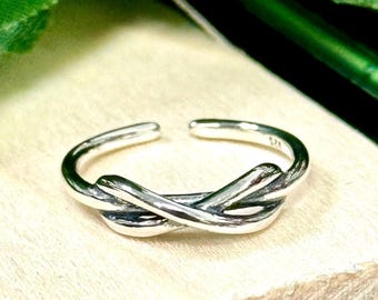 Sterling Silver 925 Twisted Knot Toe Ring, Infinity hot summer, beach, minimalist, gift for her, everyday toe ring