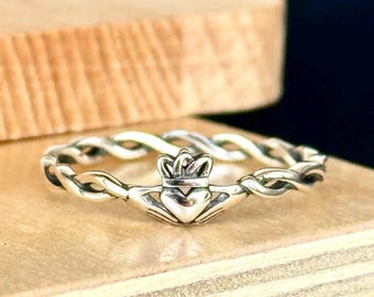 Sterling Silver 925 Twisted Crown Claddagh Ring, heart ring, love loyalty friendship, irish minimalist, gift trendy