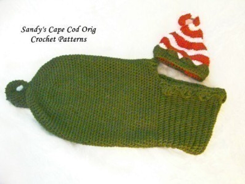 Baby Elf Sleeping in Daddy's Elf Shoe to Crochet Pattern PDF448 Great Photo Prop image 1