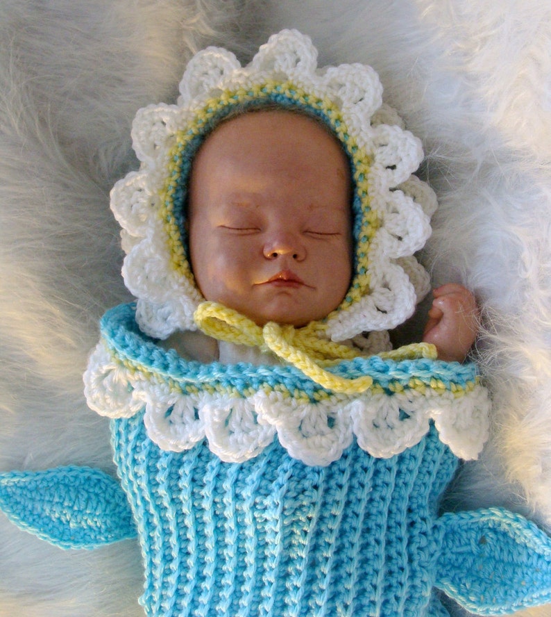 Daisy Cocoon and Bonnet Crochet Pattern 644pdf image 3