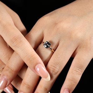 Simple Spinel Ring, Spinel Engagement Ring ,18k Solid Gold Ring , 1.04t Cushion Cut Spinel Ring,  Minimalist Spinel Ring, Gift For Her