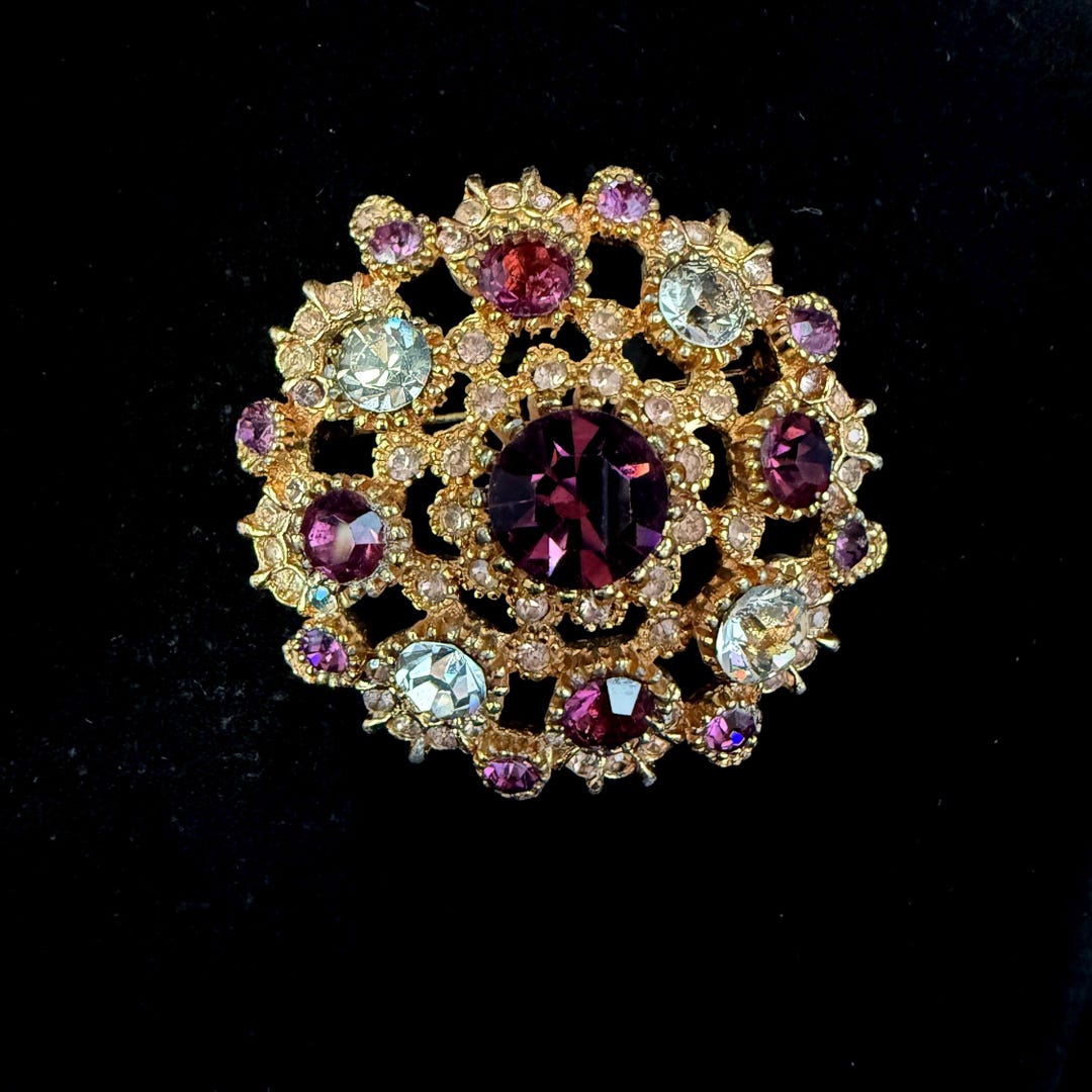 Vintage 1950s Elegant Domed Circular Purple Rhinestone Gold Tone Brooch ...