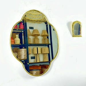 Handcrafted Brass Oval Wall Mirror: Moroccan Home Decor (60 cm x 40 cm)