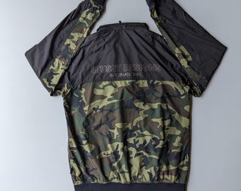 Stussy International Windjacke mit Camouflage-Muster