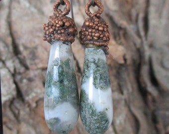 Moss Agate Drop Earrings, Electroformed Copper, Niobium Earwires, 2" Drop