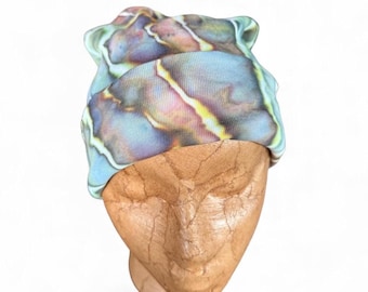 Geode Ice Dyed Cotton Slouch Beanie: Green & Purple Tie Dye Skull Cap