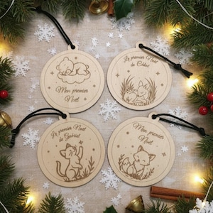 Pallina di Natale incisa – Il mio primo Natale / Famiglia / Nascita in arrivo – Ornamento in legno intagliato a mano