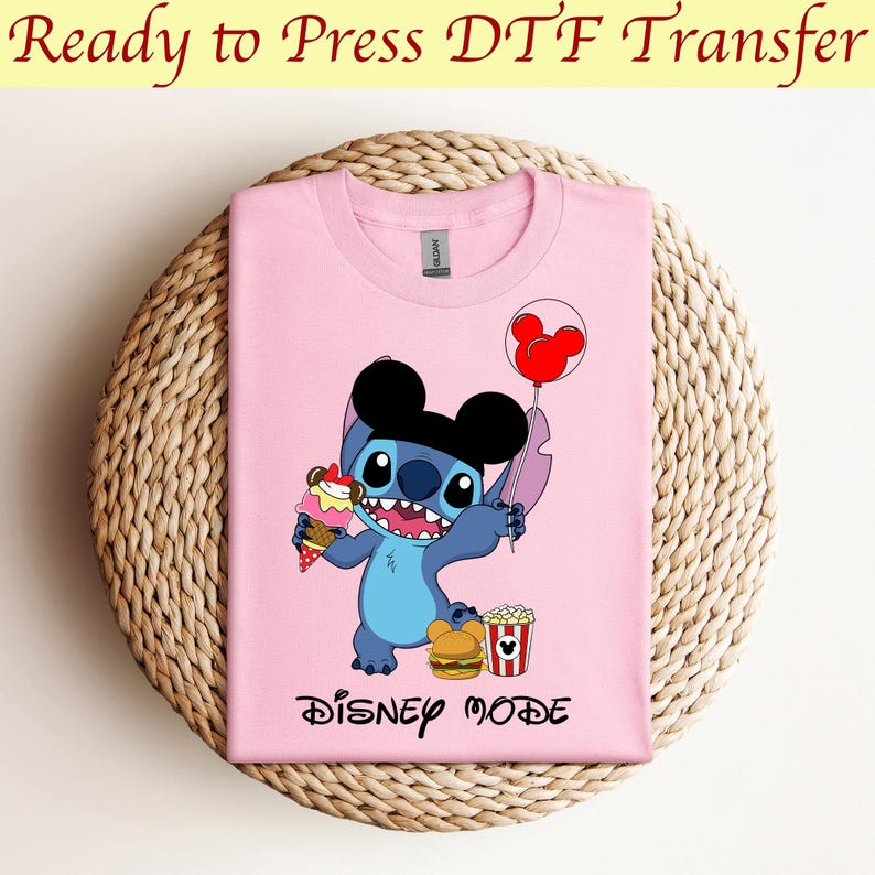 Stitch con globo de Mickey, Disney Mode DTF, Disney Lilo y Stitch, Vacaciones DTF, Trajes para viajar a Disneyland, Disney Mode Vacation DTF imagen 2