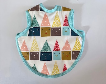 Handmade baby gift | boy bapron | modern baby bibs | baby girl gifts | gender neutral baby gift | baby shower gift | baby bibs