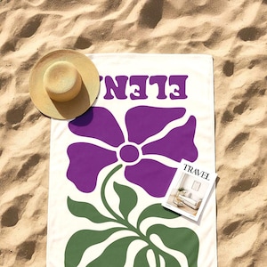 Personalized Retro Flower Beach Towel: Custom 70s Style Gift