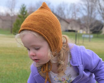 Bonnet Pattern // Baby Bonnet Pattern // Knitting Patterns for Babies // Pixie Bonnet Pattern // Whimsy Bonnet