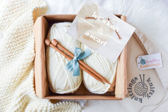 Beginner Knitting Kit // Knitting Kit // Scarf Knitting Kit // DIY