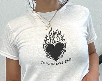 Feuerherz Baby T-Shirt | Bookish Grafik-T-Shirt | Thron aus Glas Shirt | SJM inspiriert Baby Tee | Fantasy Reader Geschenk | Coquette Book Lover Tee